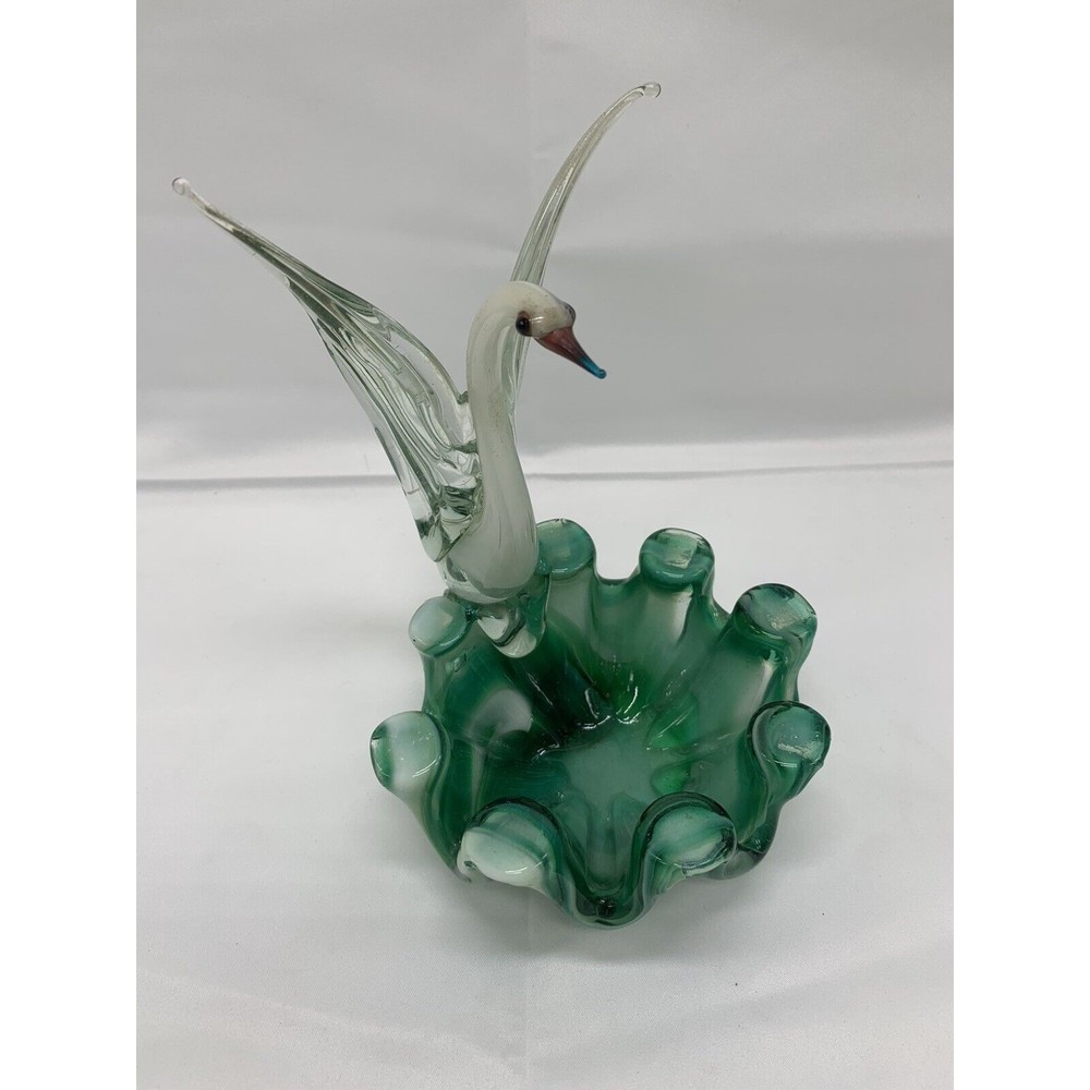 Art Glass Bowl With Swan